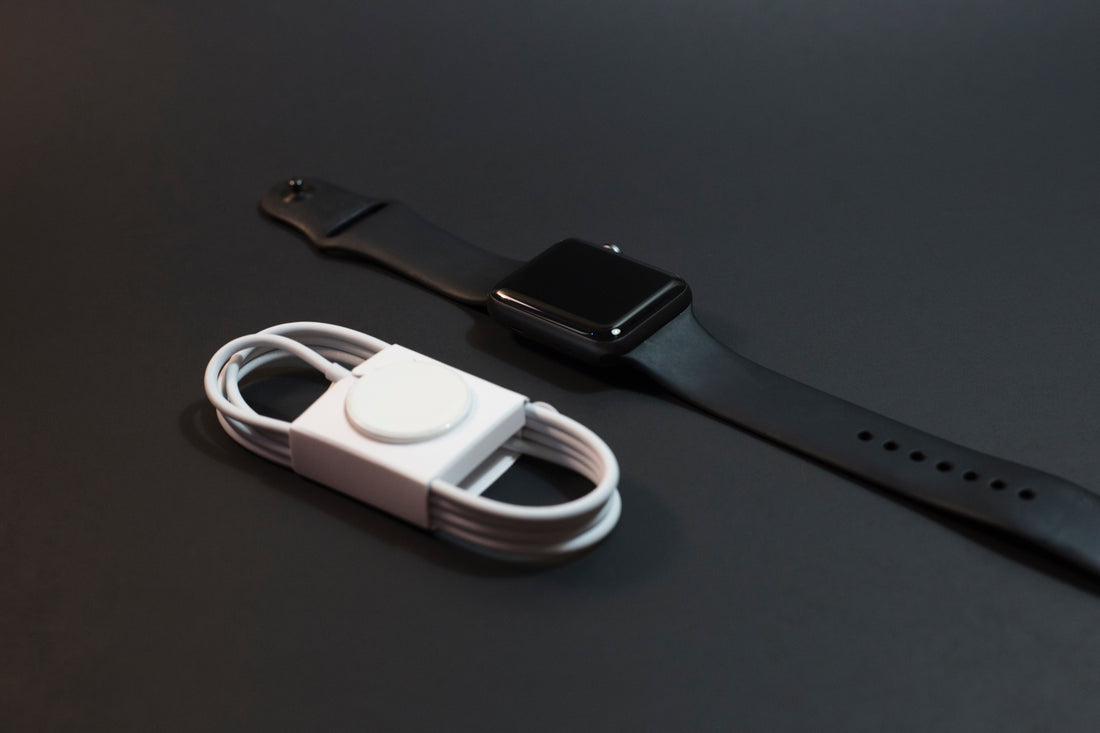 Garmin Lily 2, Small And Stylish Smartwatch, Hidden Display, Patterned Lens, Up To 5 Days Battery Life, Mulberry (Renewed